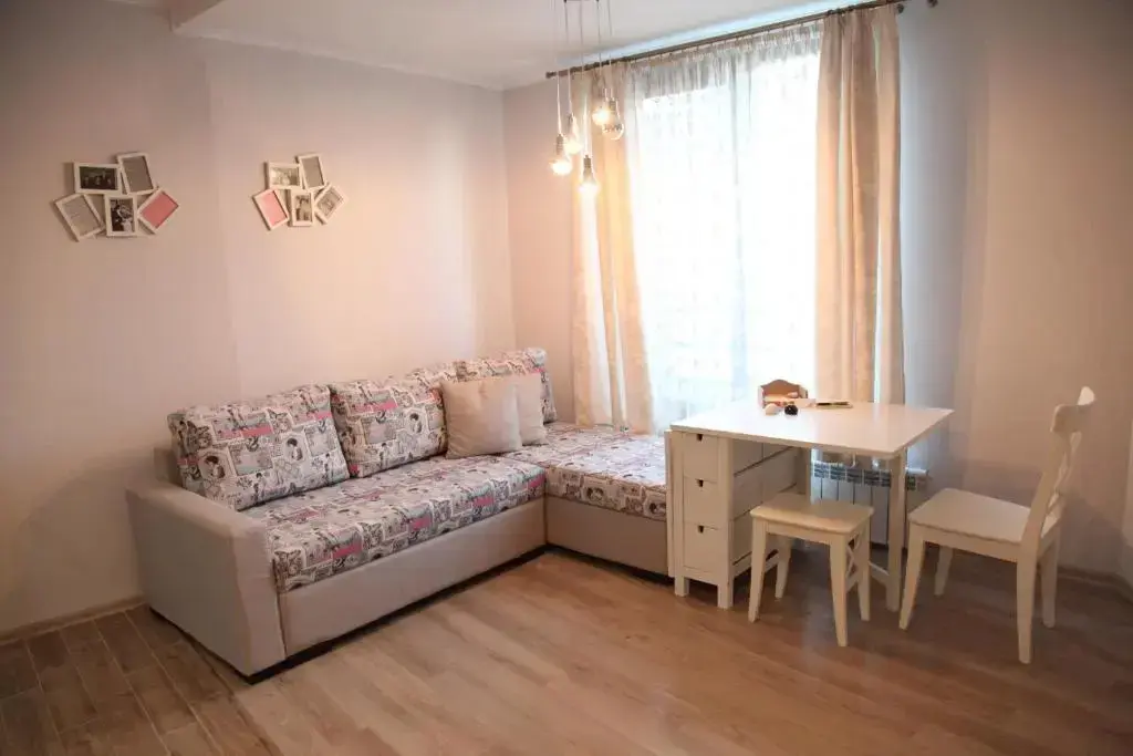 Добрич: Apartment Retro