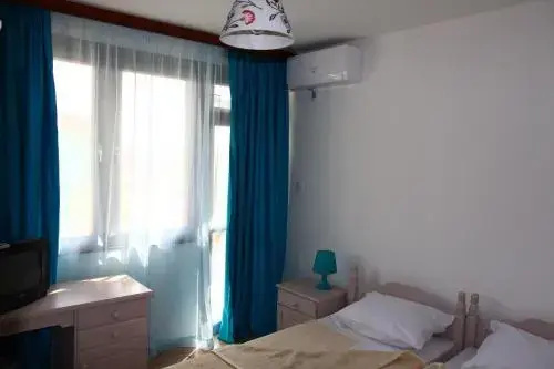 Китен: Villa Elmar