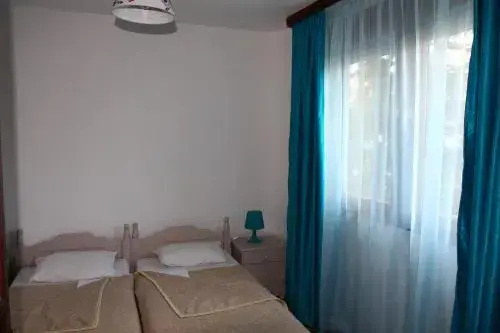 Китен: Villa Elmar