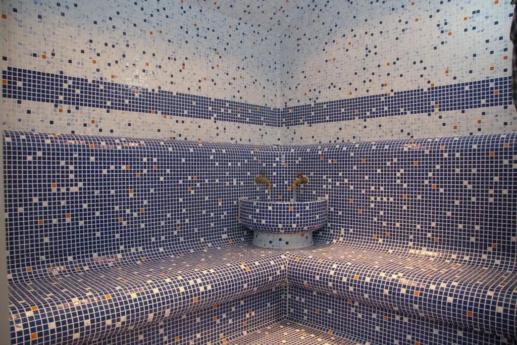Баните: Hotel Byalo More