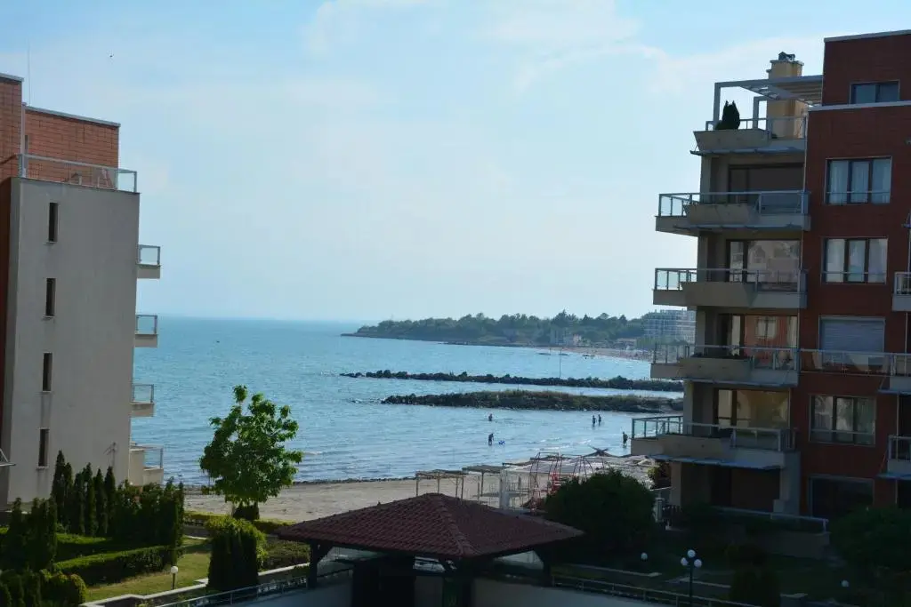 Поморие: Apartments Helios
