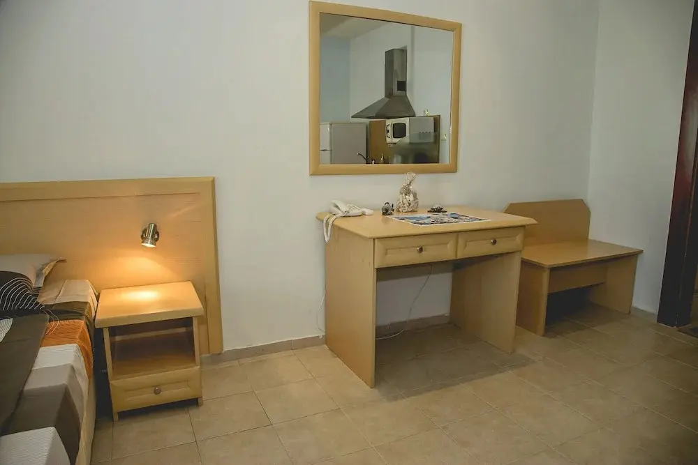 Солнечный берег: Hotel Planeta Studio