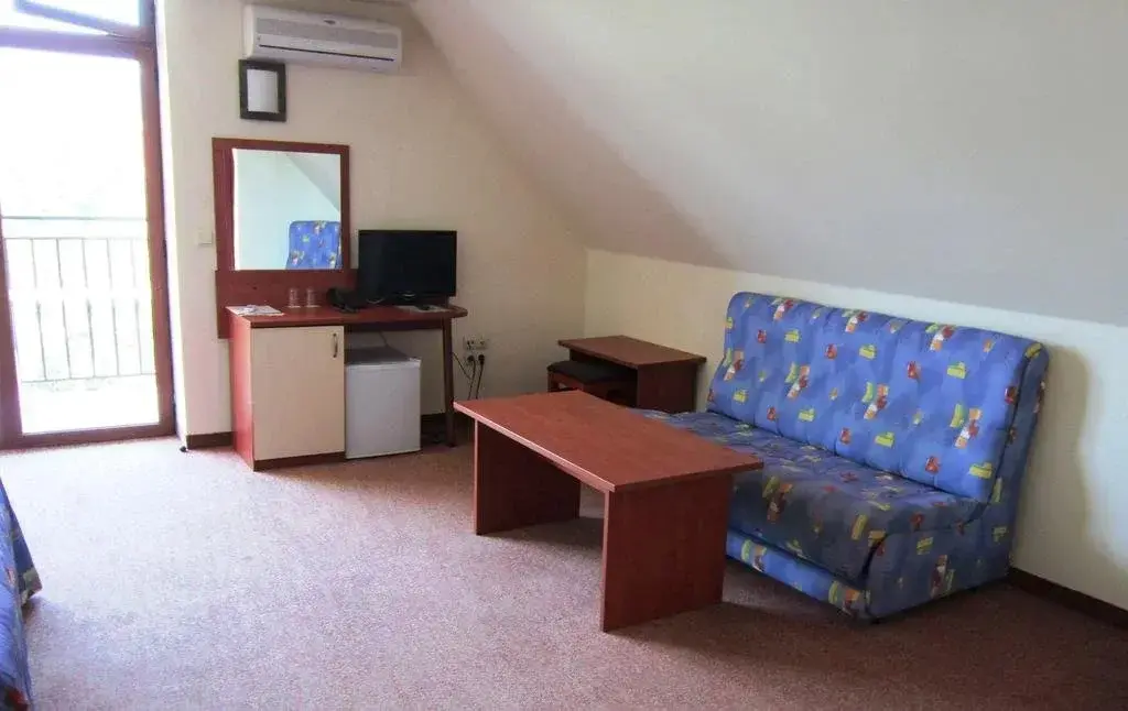 Несебр: Hotel Lira