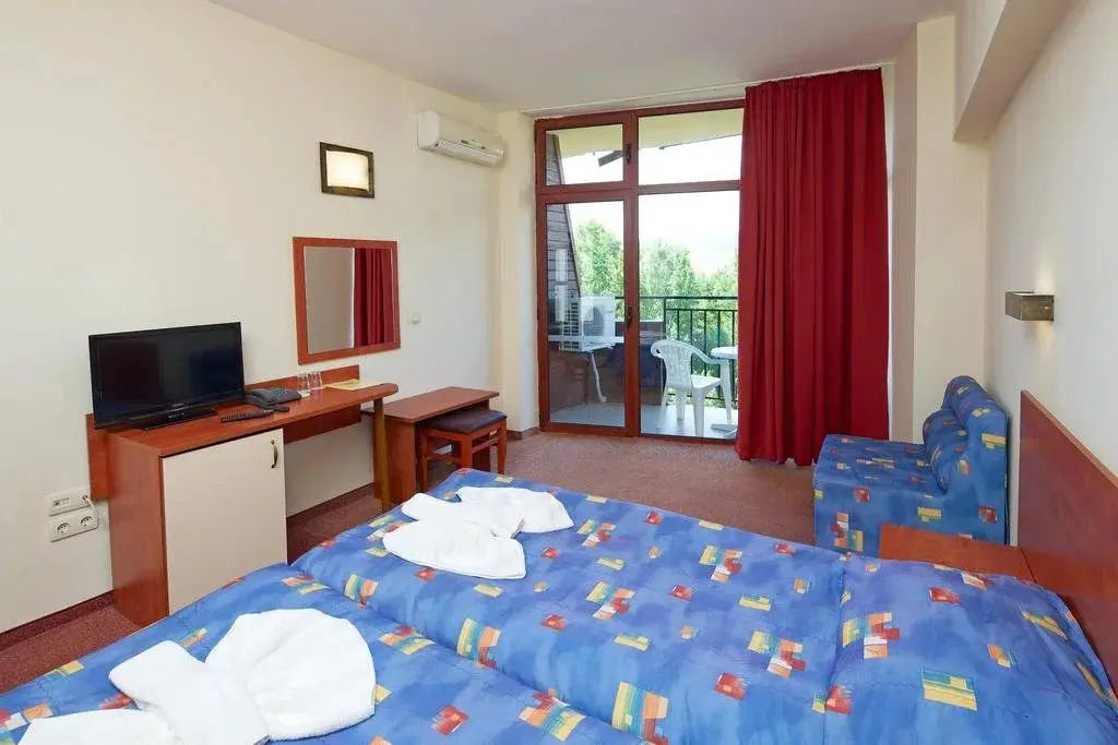 Несебр: Hotel Lira