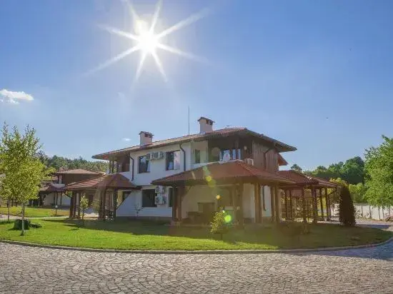 Троян: KTB Manastira Holiday Village
