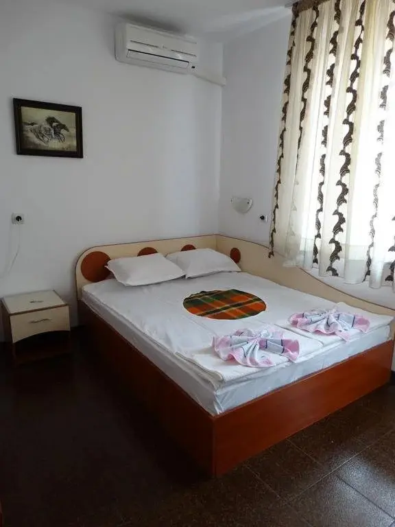 Китен: Guest House Rositsa