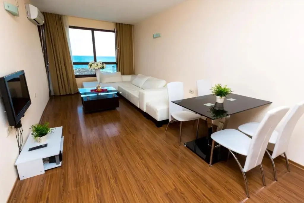 Варна: Europroperties Sirena Apartaments