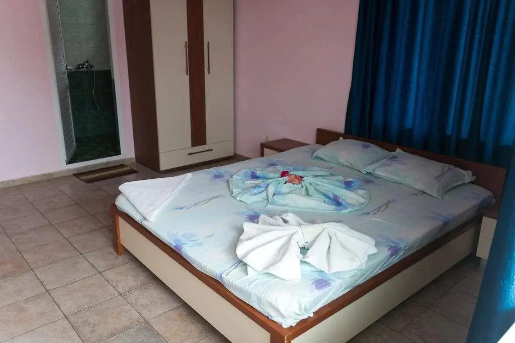 Несебр: Sea House Guest House
