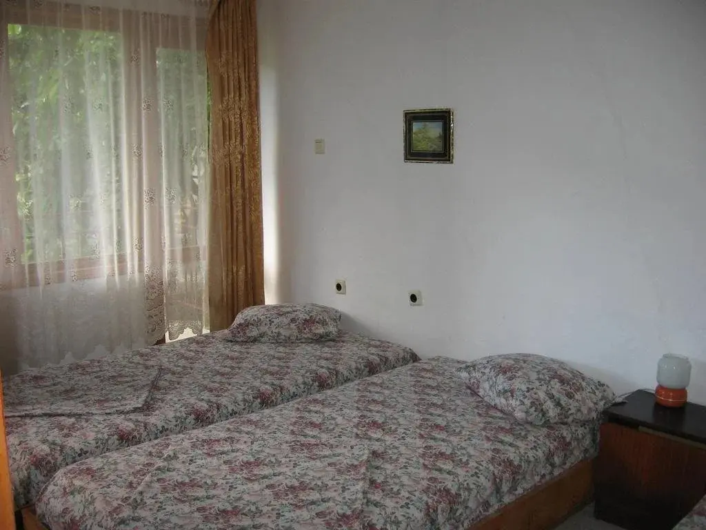 Балчик: Vila Tsonevi
