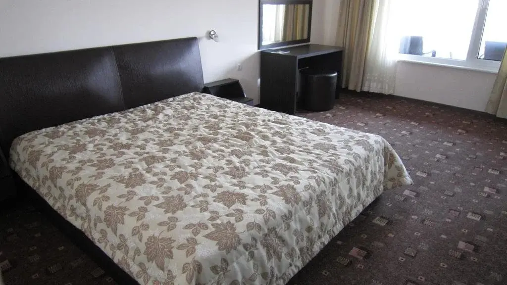 Лозенец: Hotel Alpina