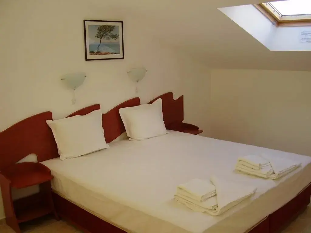 Лозенец: Hotel Alpina