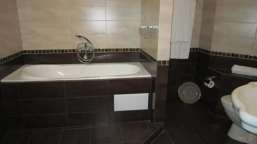 Лозенец: Hotel Alpina