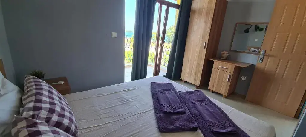 Созополь: Garden Beach Apartment
