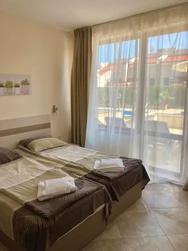 Созополь: Apartments In Villas Apolon
