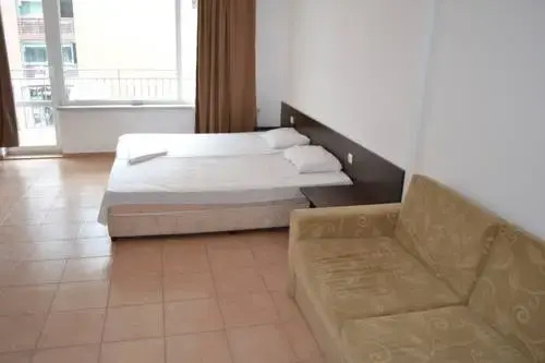 Солнечный берег: Forum Apartment