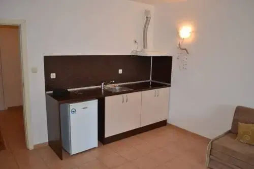 Солнечный берег: Forum Apartment