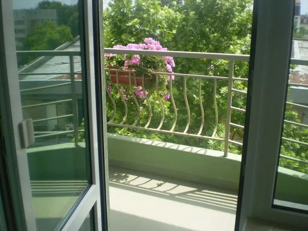 Несебр: Guest House Ekaterina