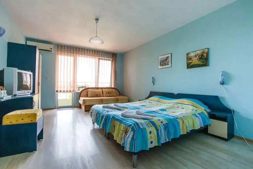 Несебр: Guest House Ekaterina