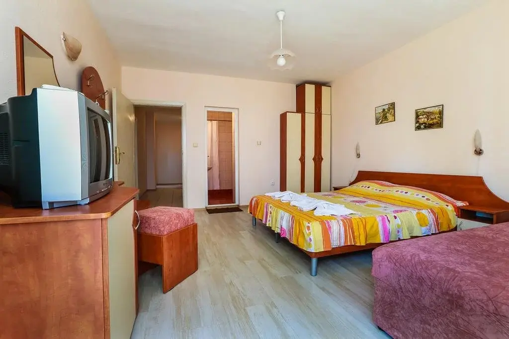 Несебр: Guest House Ekaterina