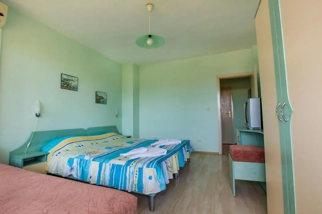 Несебр: Guest House Ekaterina