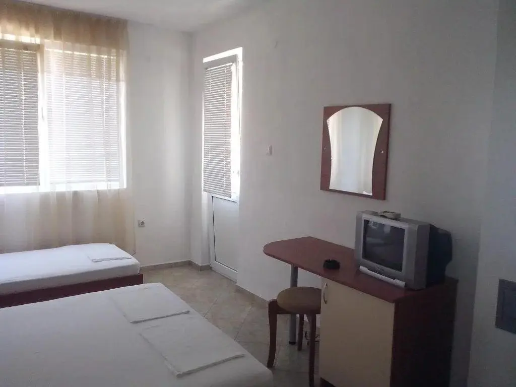 Черноморец: Guest House Krasi