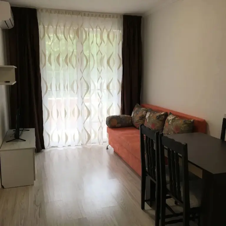 Солнечный берег: VIP Zone Apartments