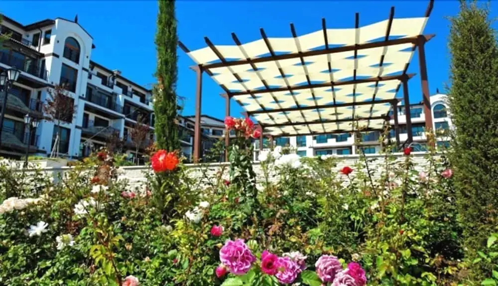 Поморие: Boutique Rose Gardens Beach & SPA Hotel