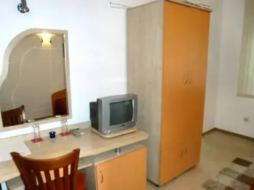 Солнечный берег: Guest House Granat