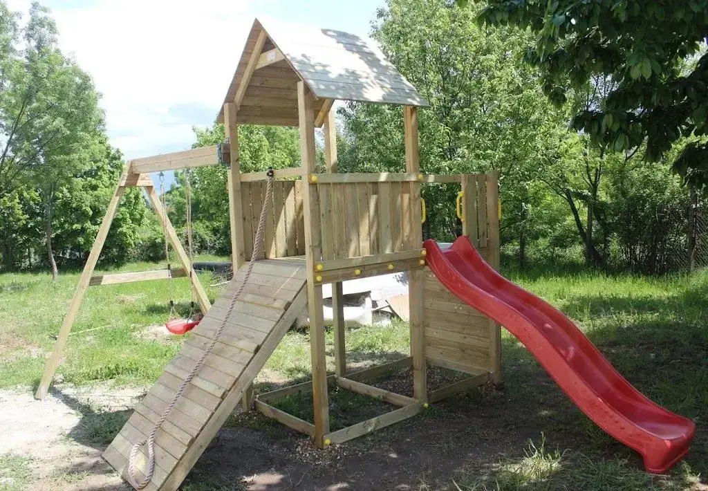 Сапарева баня: guest house Relaxa