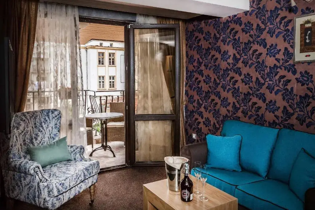 Пловдив: 8 12 Art Guest House