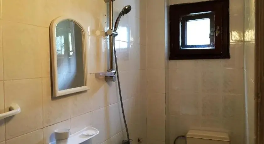 Ахтопол: Hotel VALDI