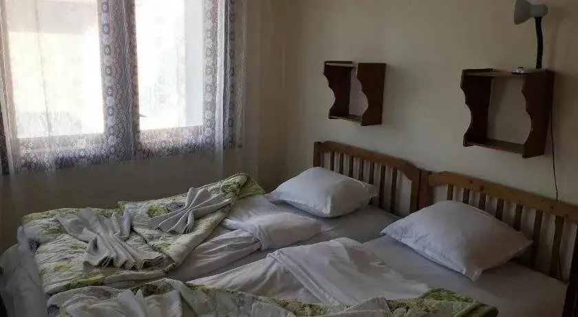 Ахтопол: Hotel VALDI