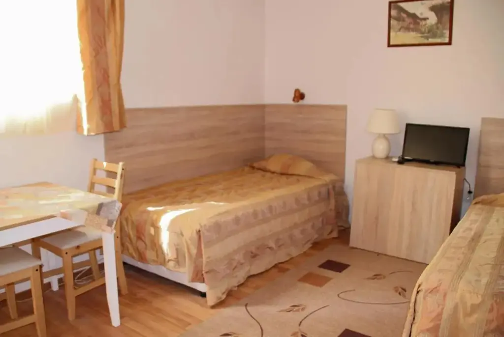 Варна: Private rooms Siesta