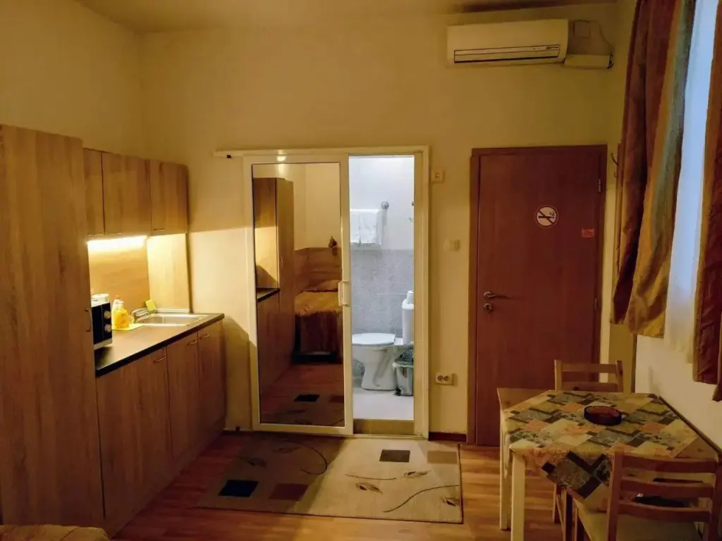 Варна: Private rooms Siesta