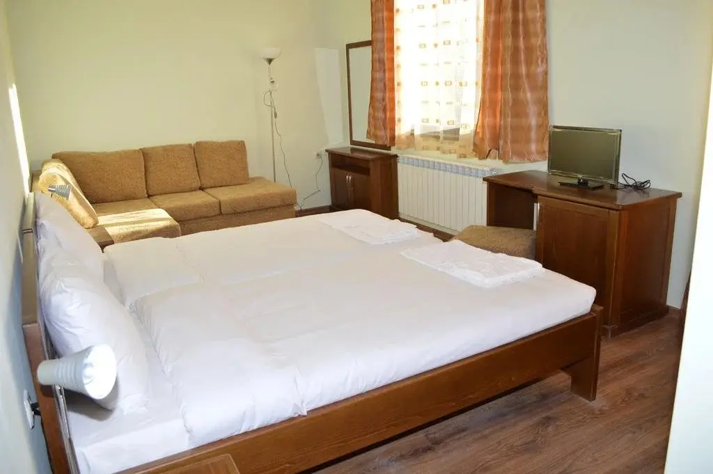 Орешак: DE-YAN Guest House