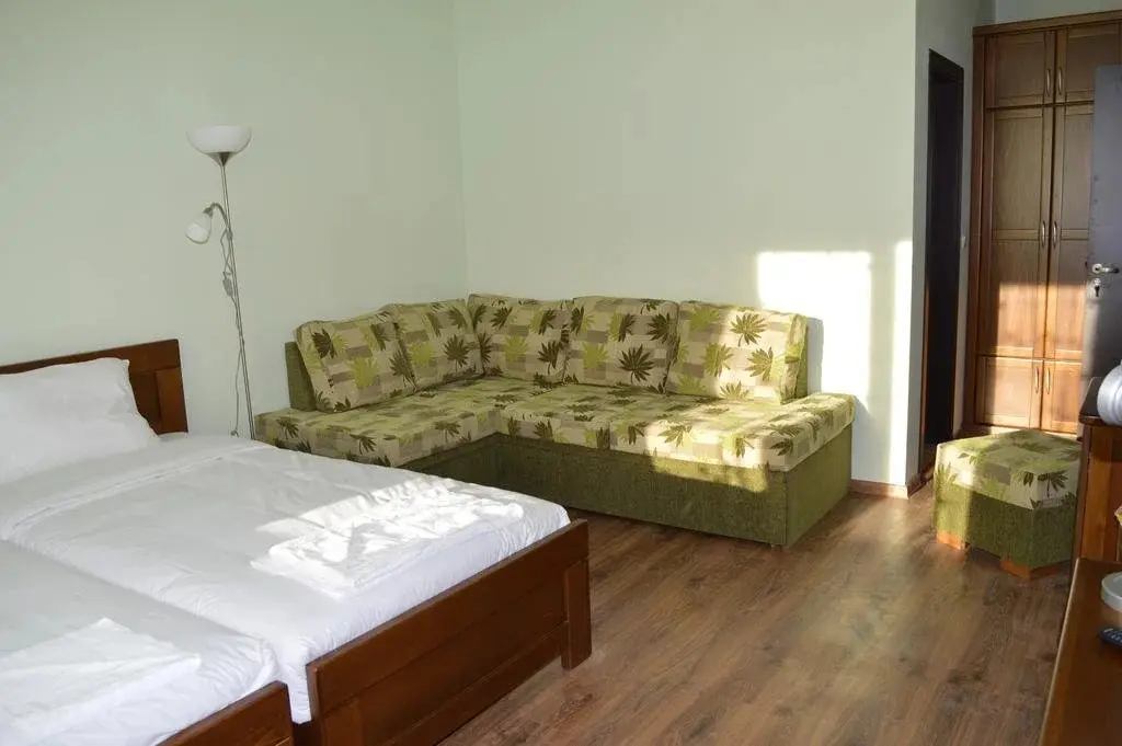 Орешак: DE-YAN Guest House