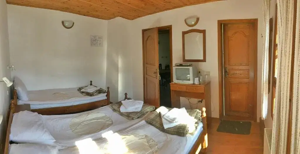 Yakovtsi Inn — фото 1