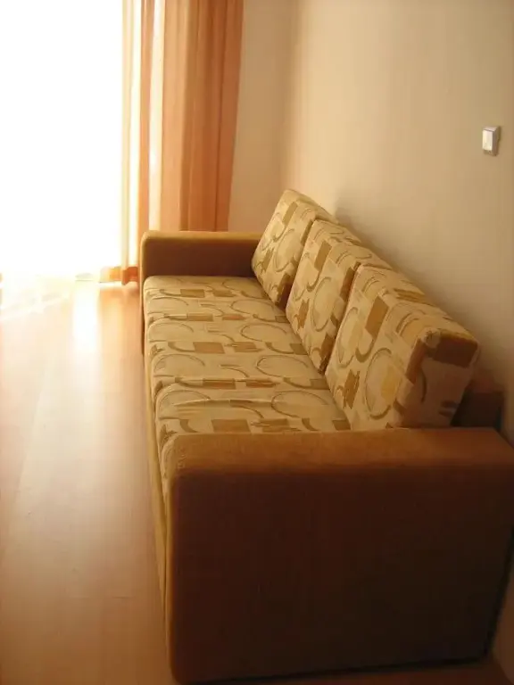 Тънково: Quiet Family Apartment In Sunny Day