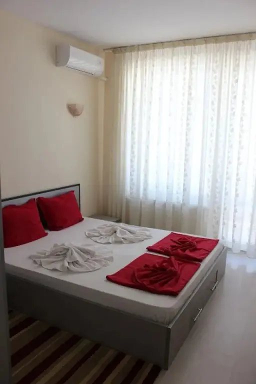 Солнечный берег: Sb Rentals Apartments In Blue Marine Complex