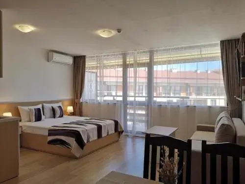 Несебр: South Beach Apartment