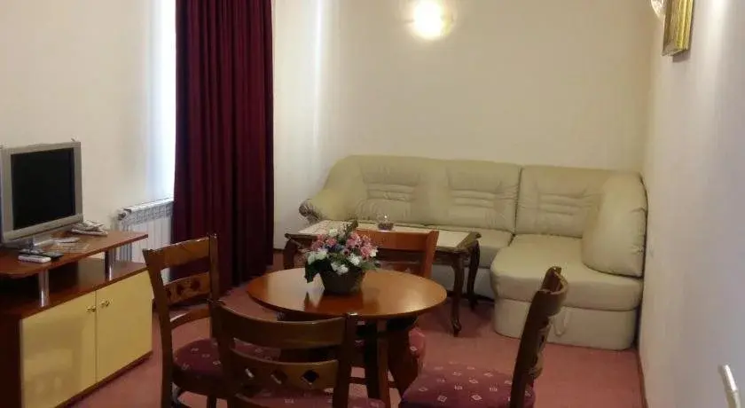Копривштица: Hotel Antique