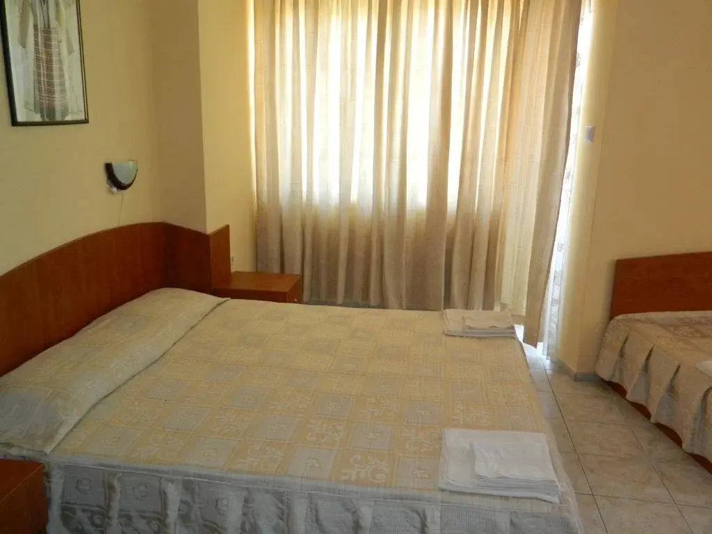 Несебр: Hotel Andreev
