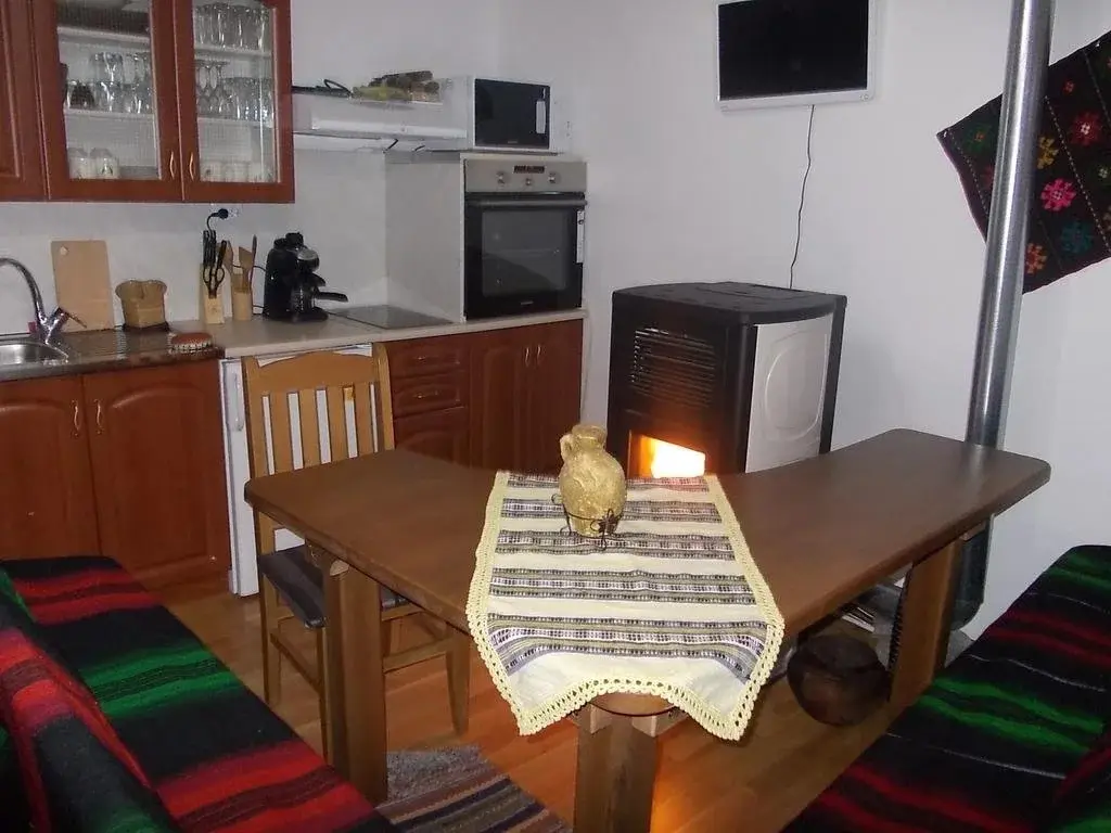 Разлог: Grandma's Corner Guest House