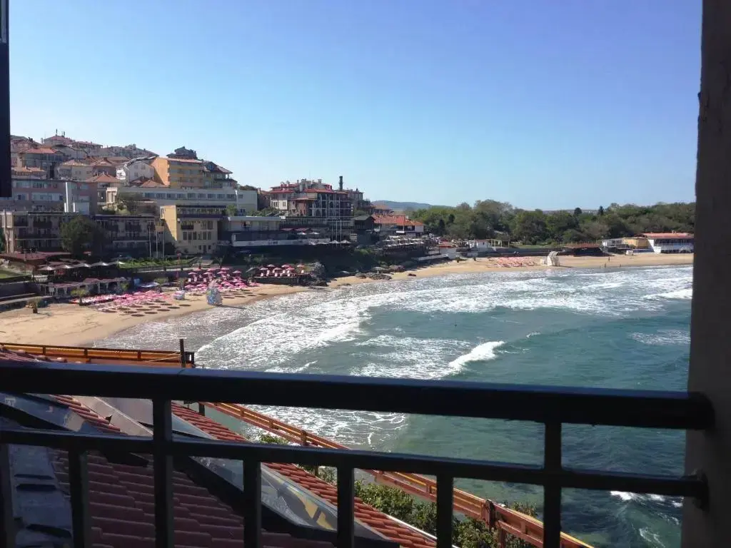 Созополь: Hotel Parnasse