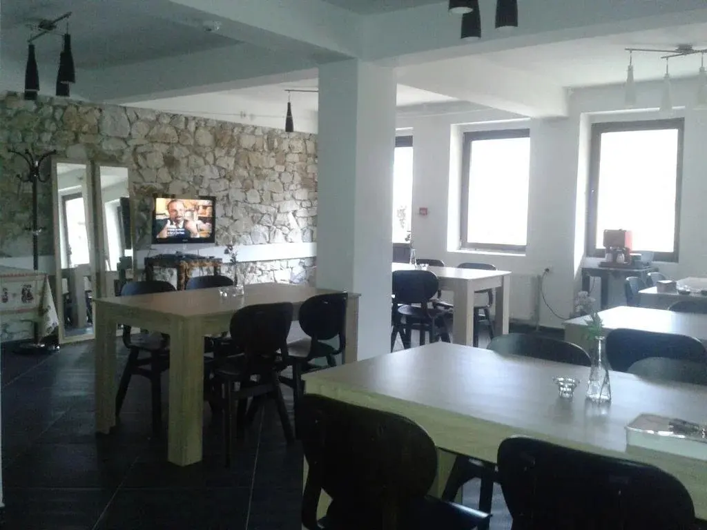 Чепеларе: Hotel Hinovi Hvoyna