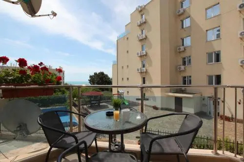 Варна: Kabakum Sea-View Apartament