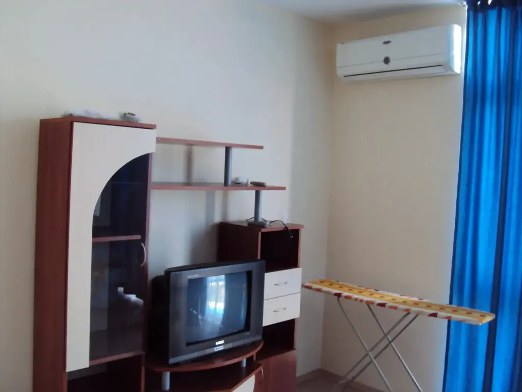 Солнечный берег: Sun City Apartments