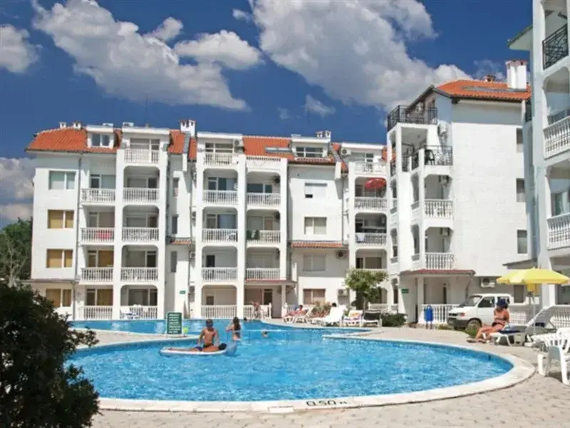 Солнечный берег: Bravo 5 Holiday Apartments