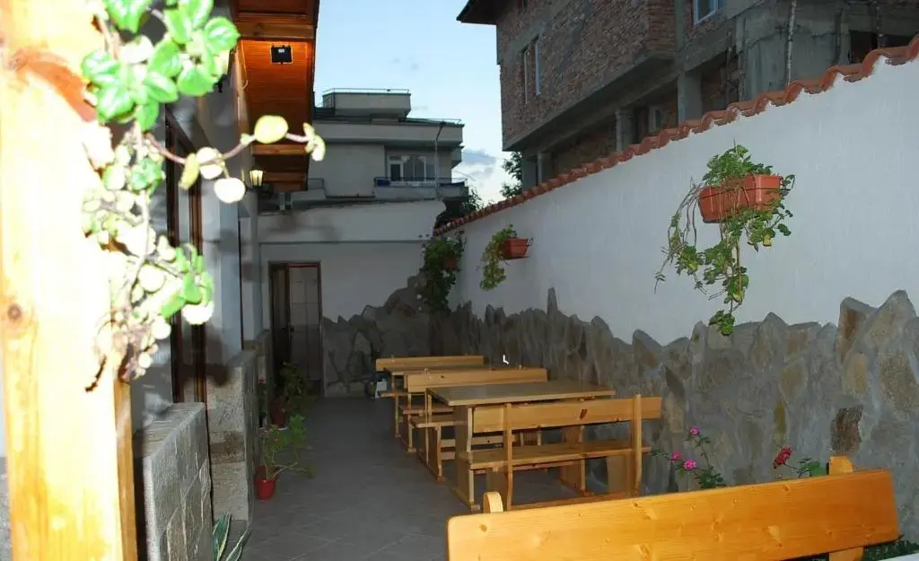 Обзор: Guest House Lazur