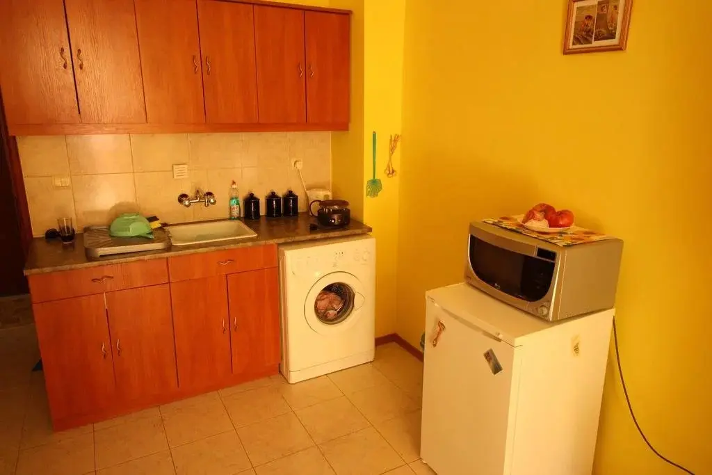 Солнечный берег: Menada Alfa Apartments